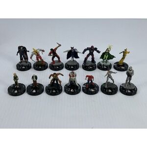 Lot of 14 Dungeons & Dragons D&D Wizkids Miniatures Figures